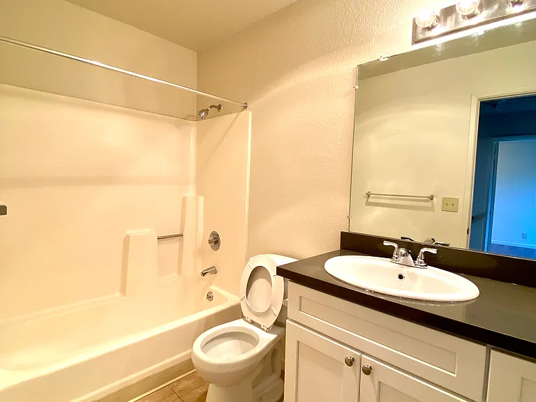 Sundale Dr — Photo 12