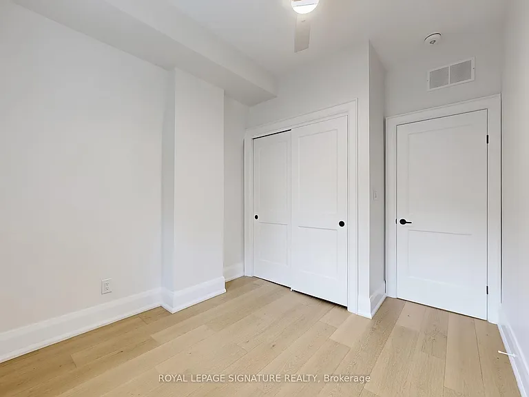 28 Beaconsfield Ave #3 — Photo 18