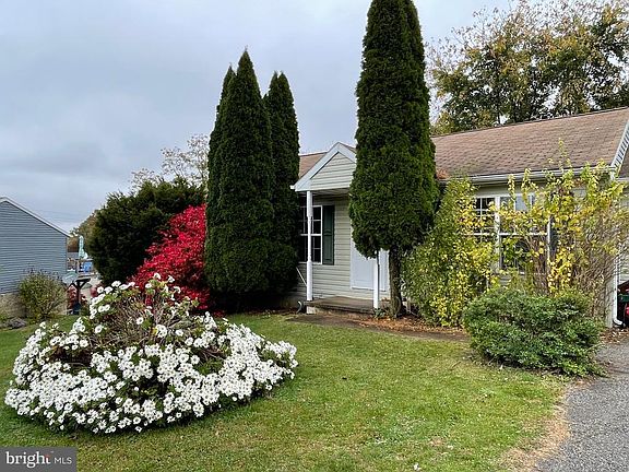 2nd image of 150 Charles Dr