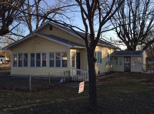 2227 N 26th St, Terre Haute, IN 47804