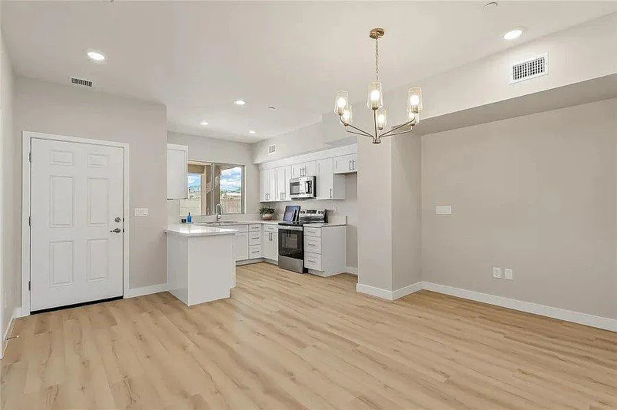 3360 Landon Dr W - 8-102 — Photo 3