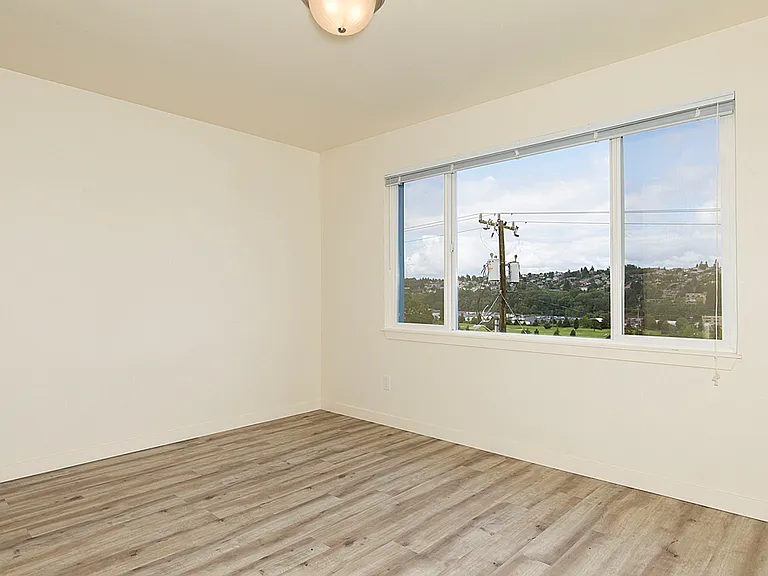 Back Nine Apartments - Located on the west slope of Queen Anne — Photo 35