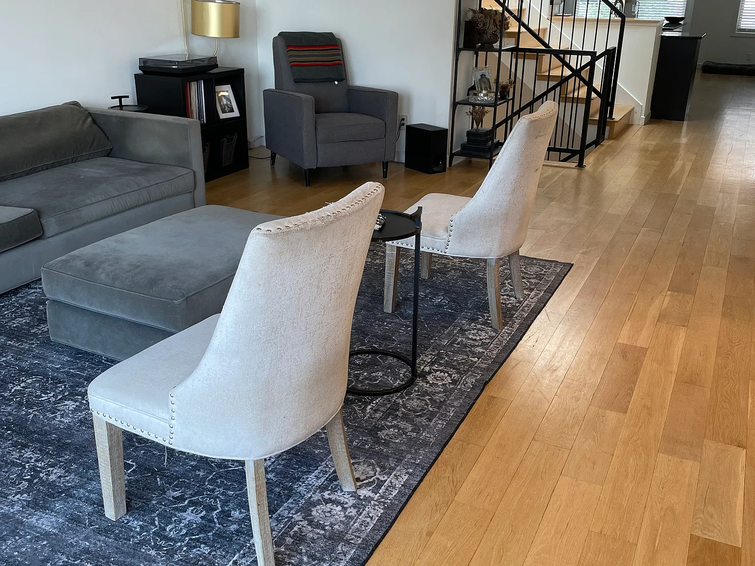3 bed, 2400 sqft, $3,500 — Photo 4