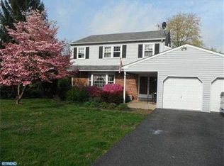 1282 Dimity Ct, Pottstown, PA 19465