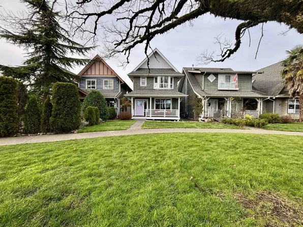 1455 S Dyke Rd, New Westminster, BC V3M 7A2