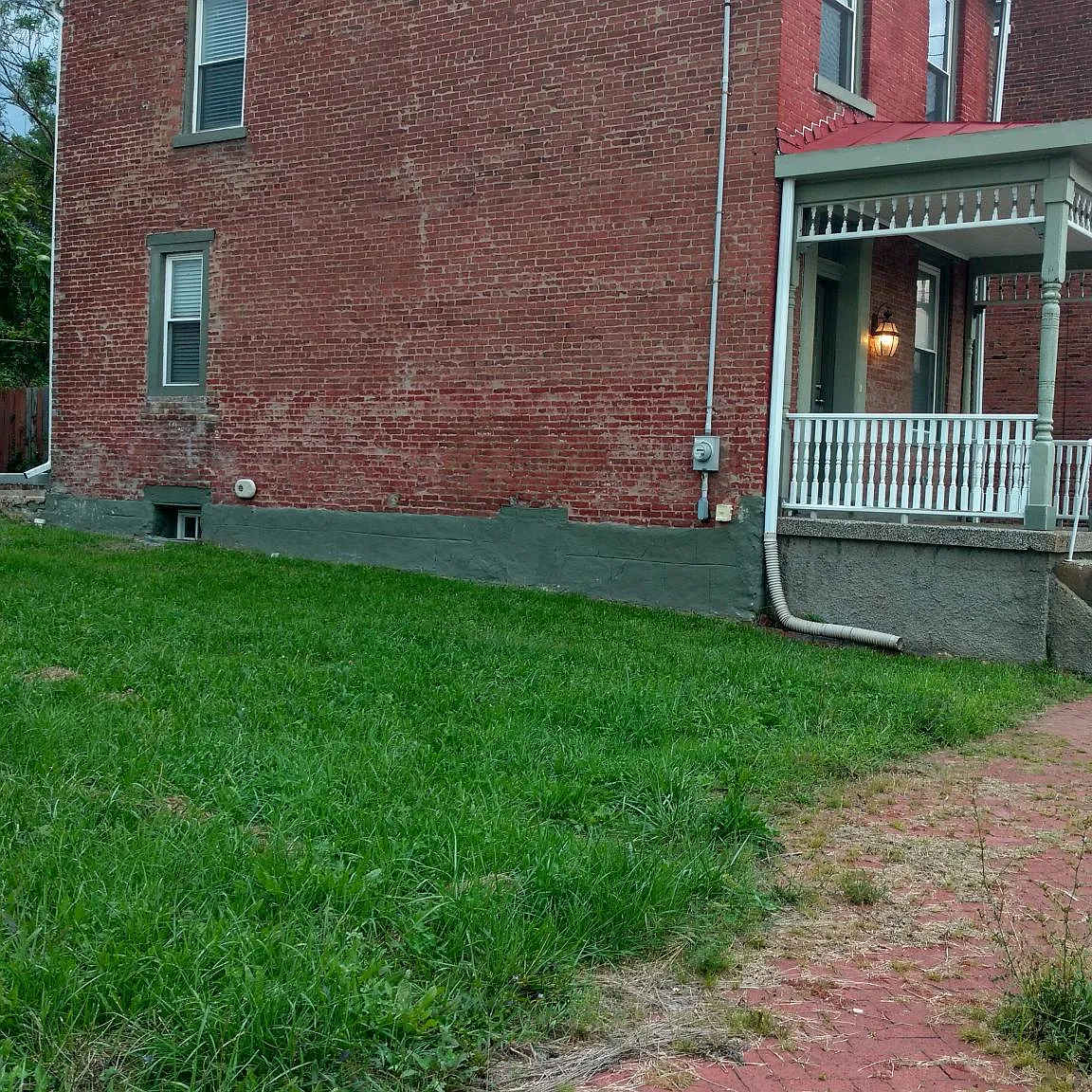 2 bed, 1260 sqft, $1,695 — Photo 2