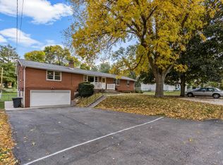 202 Theodore St, Washington, IL 61571