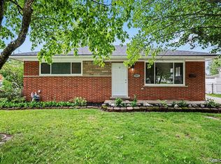 35812 Little Mack Ave, Clinton Township, MI 48035