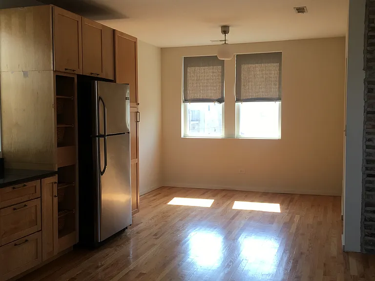 1538 N Western Ave #3 — Photo 3