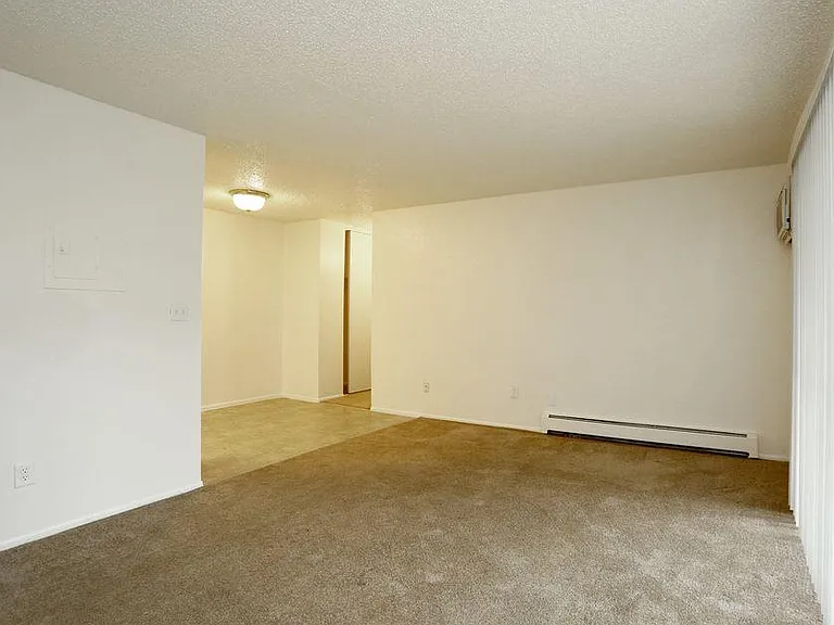 Flatirons Park Apartments — Photo 24