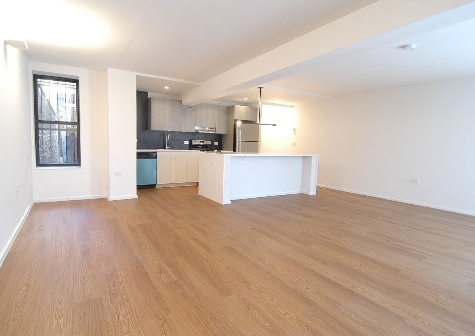 1st image of 126 Herkimer St #B1