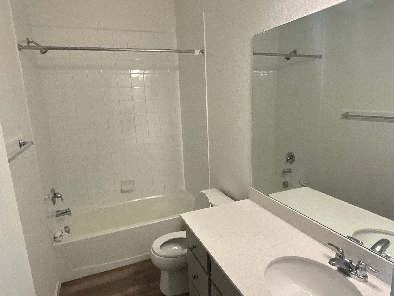 3 bed, 2.5 bath, 1420 sqft, $800 — Photo 4
