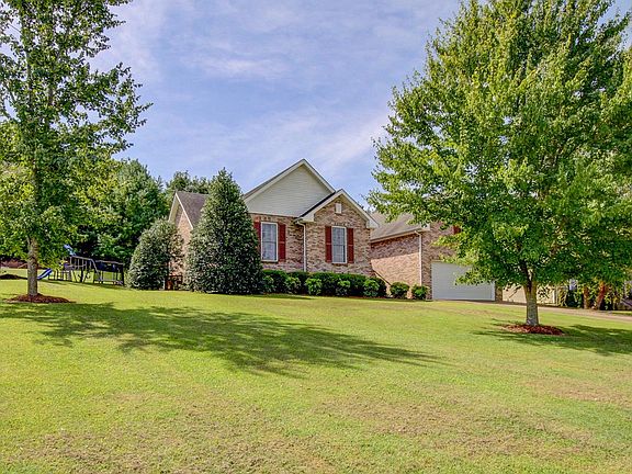 5th image of 222 Cody Ct