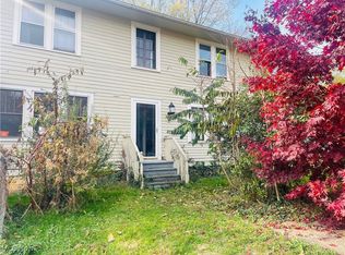 1425 N Market St, East Palestine, OH 44413