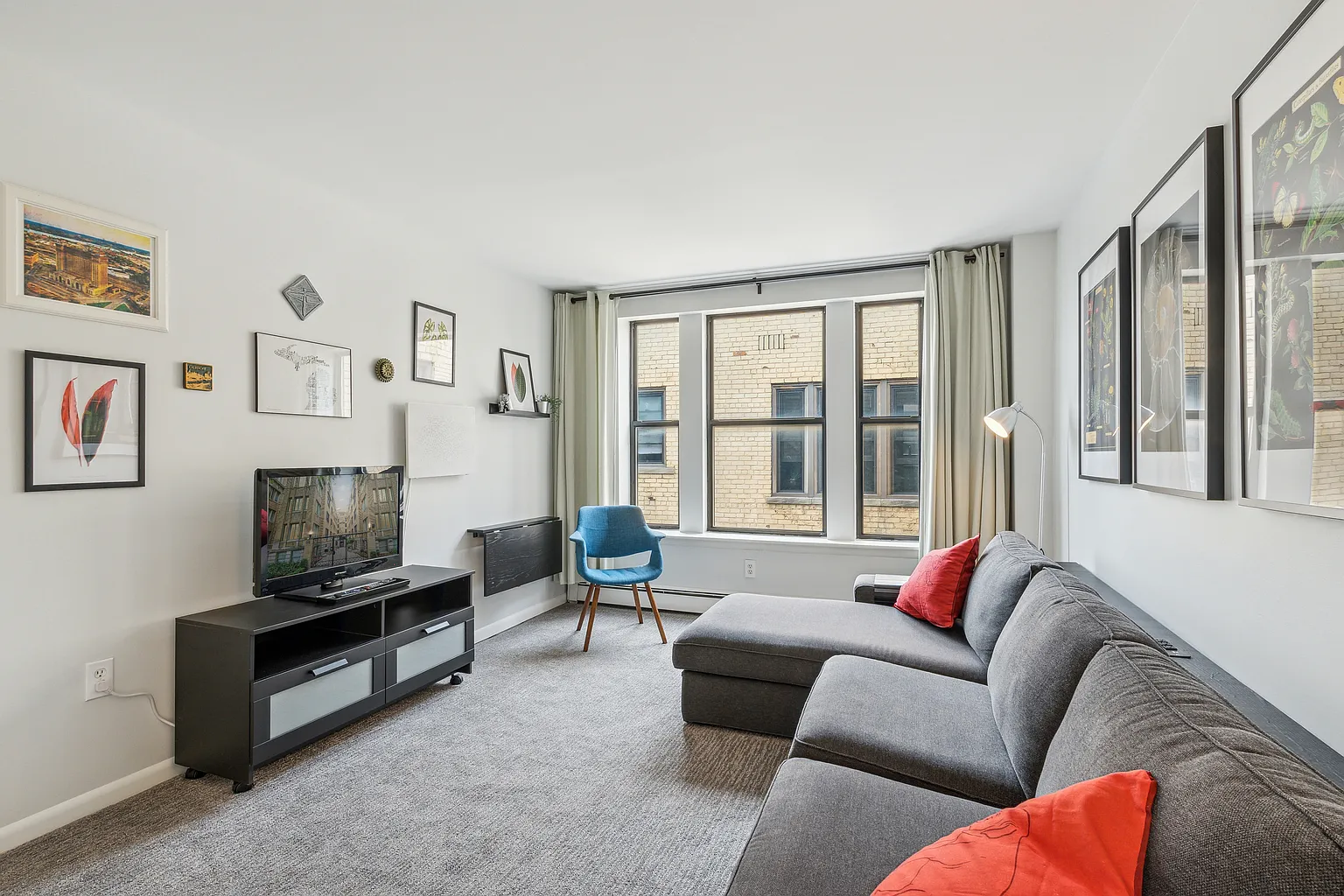 120 Seward Ave #410 photo 1