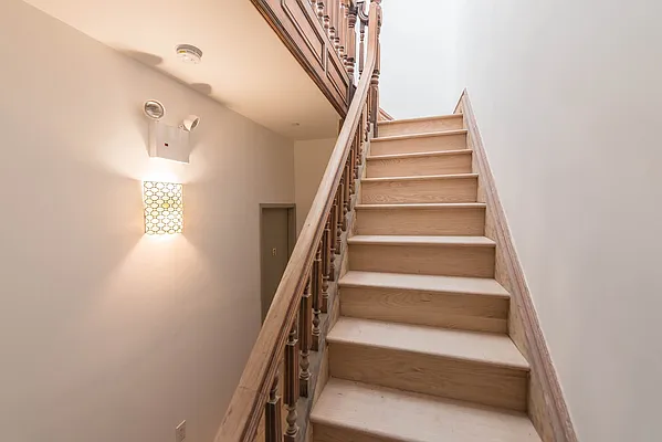 Rented by 3 Quincy Corp. | media 30