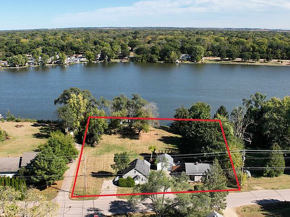 2nd image of 1971 S Shore Dr