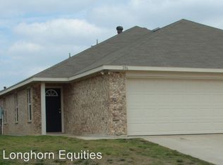 207 Robin St, Crowley, TX 76036