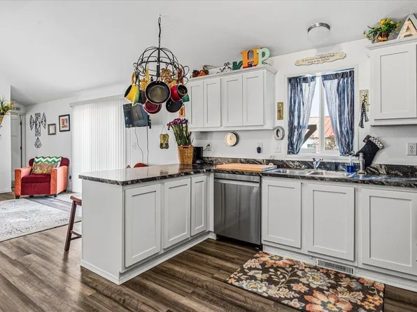 6100 S Highway 97 Unit 7, Redmond, OR 97756