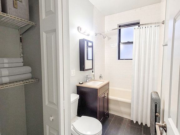 5th image of 5501 S Everett Ave #1745-2W