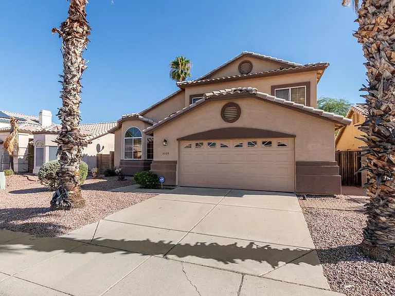 2239 E Edna Ave — Photo 2