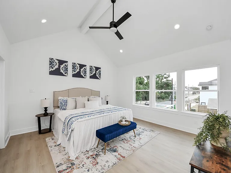 860 Rachel St #D — Photo 29