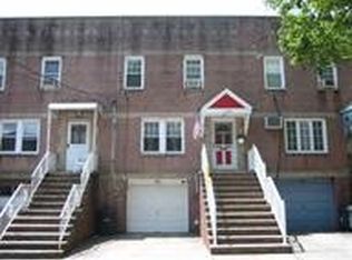 102A W 52nd St, Bayonne, NJ 07002