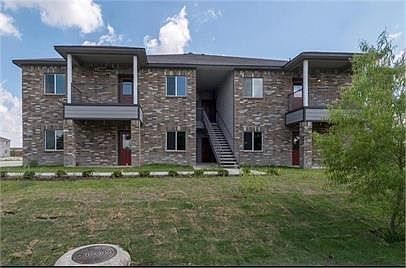 1st image of 502 E Hazelwood St Unit B