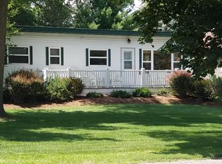 N4271 Lakeview Dr, Markesan, WI 53946