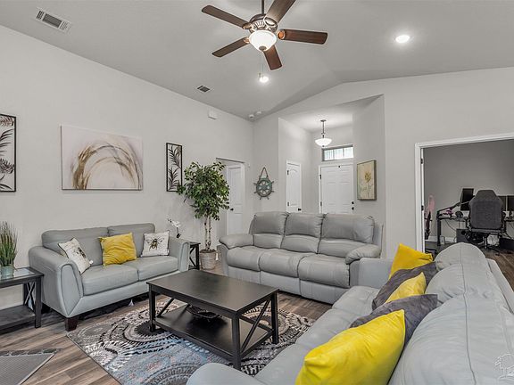 5th image of 6202 Redberry Dr