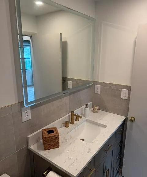 211 Princeton Dr — Photo 16