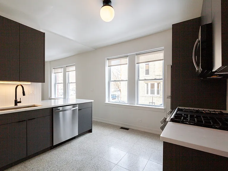 2313 N Albany Ave #1 — Photo 4