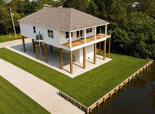 5011 Colorado St, Bay St Louis, MS 39520