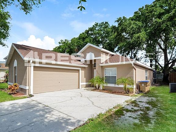 2nd image of 2601 Chatham Cir