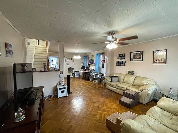 4th image of 132-34 82nd St