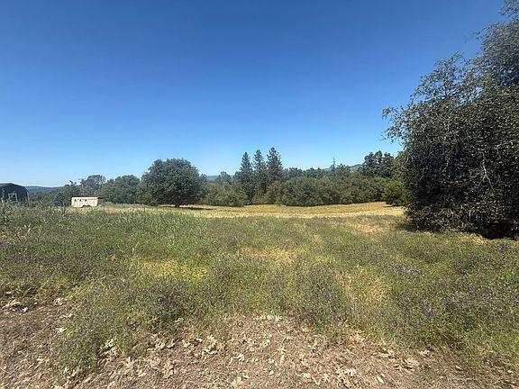 2nd image of 2322 Myrick Rd