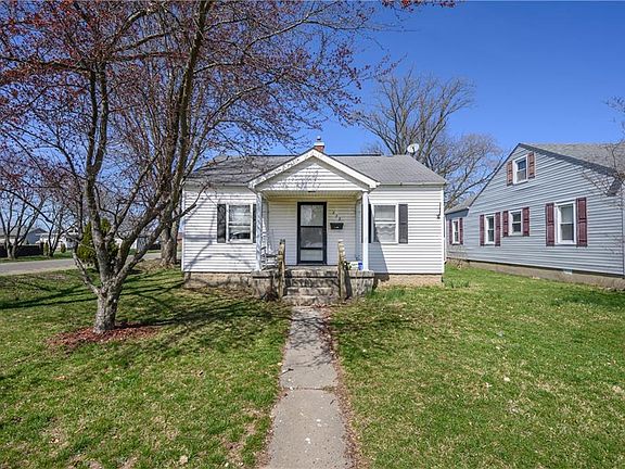 2nd image of 922 McDonald St