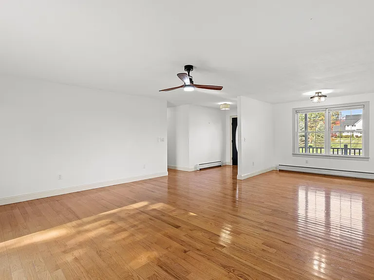 22 Maple Rd — Photo 17