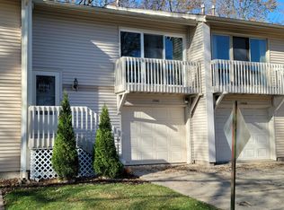 1504 Elder Dr, Aurora, IL 60506