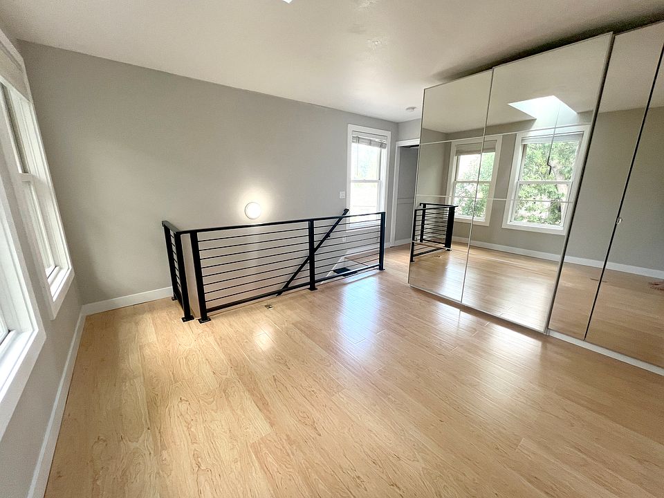 1st image of 1237 Elder Ave #10