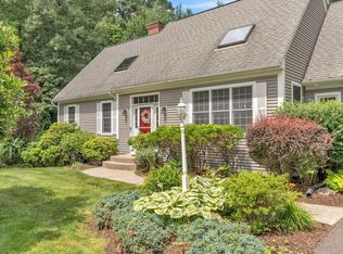 47 Autumn Rdg, East Longmeadow, MA 01028