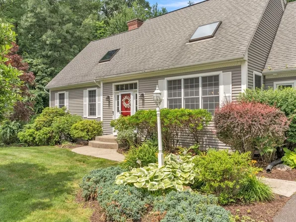 47 Autumn Rdg, East Longmeadow, MA 01028