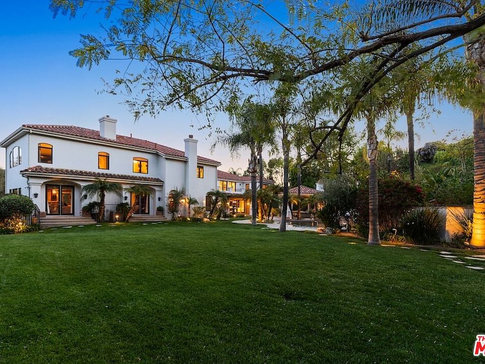 23593 Park South St, Calabasas, CA 91302 | MLS #26855765 | Zillow