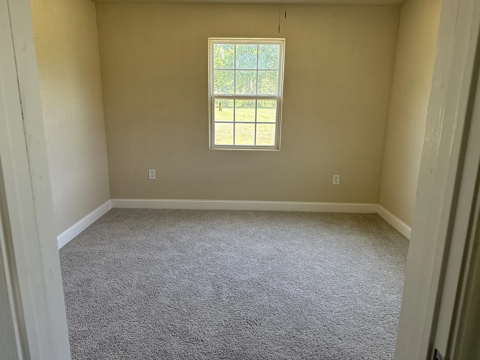 4 bed, 1628 sqft, $2,200 — Photo 4