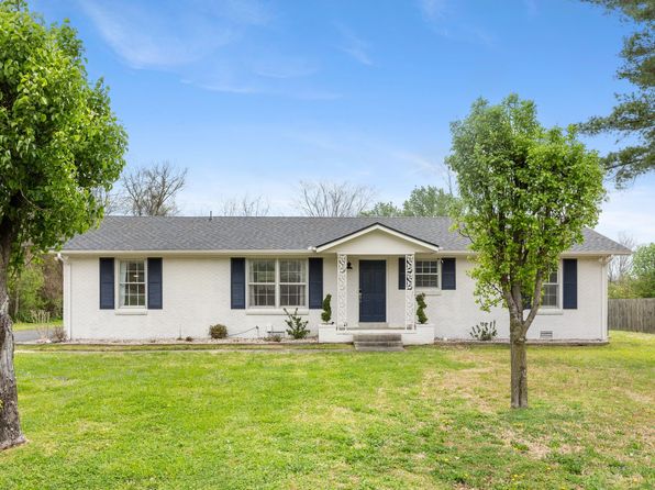 2414 Obrien Dr, Murfreesboro, TN 37130