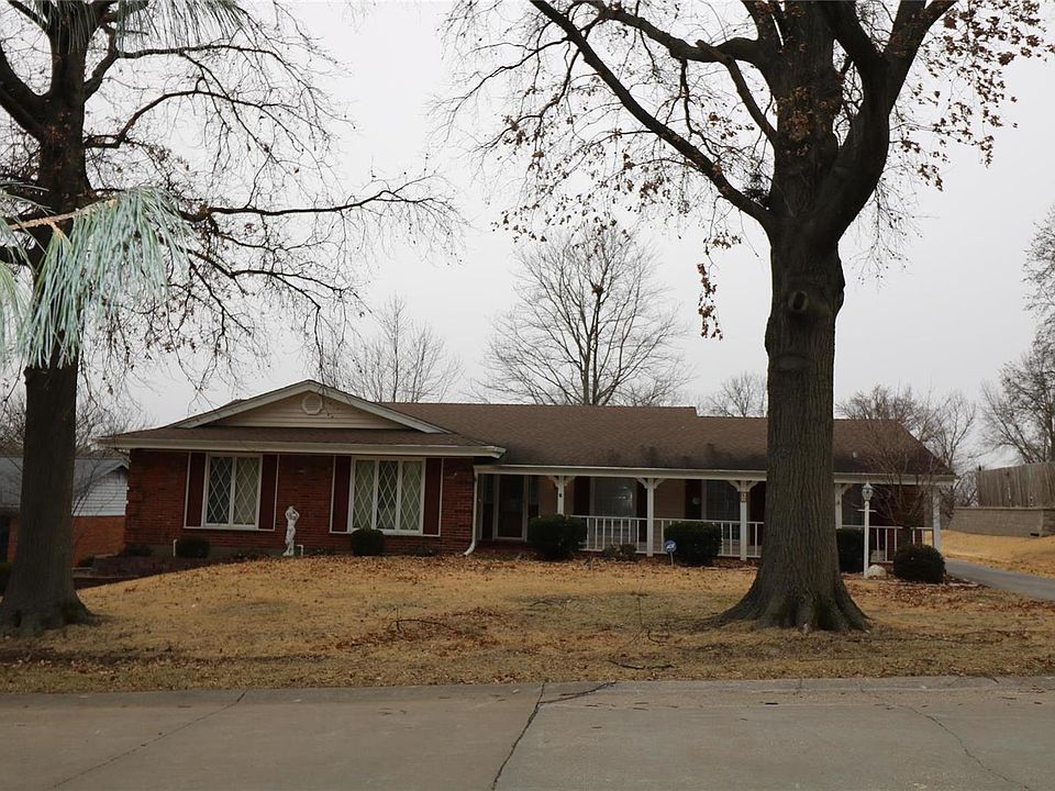 1st image of 27 Club Grounds North Dr