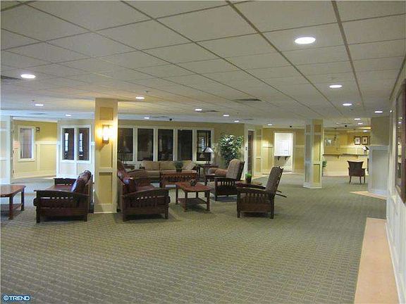 5th image of 244 Baltimore Park #220