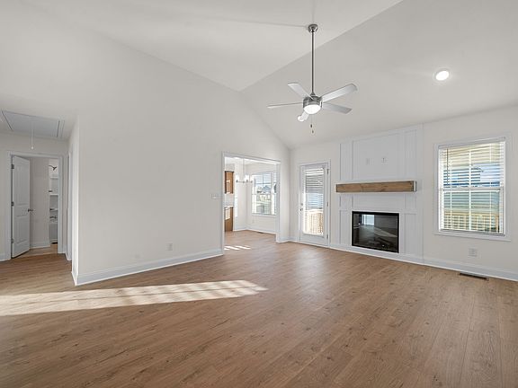 3rd image of 1254 Elizabeth Ln Lot 100
