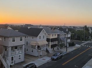 606 12th St, Ocean City, NJ 08226