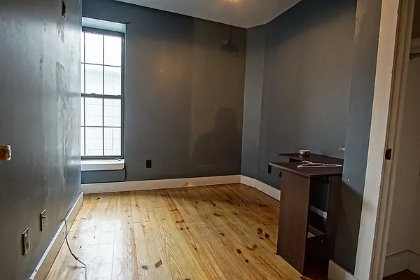 Rented by Lofts and Flats LLC | media 16